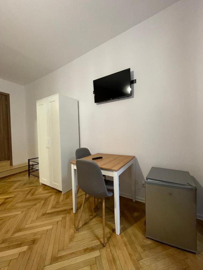 Schei Central Studios In The Heart Of Braşov Buitenkant foto