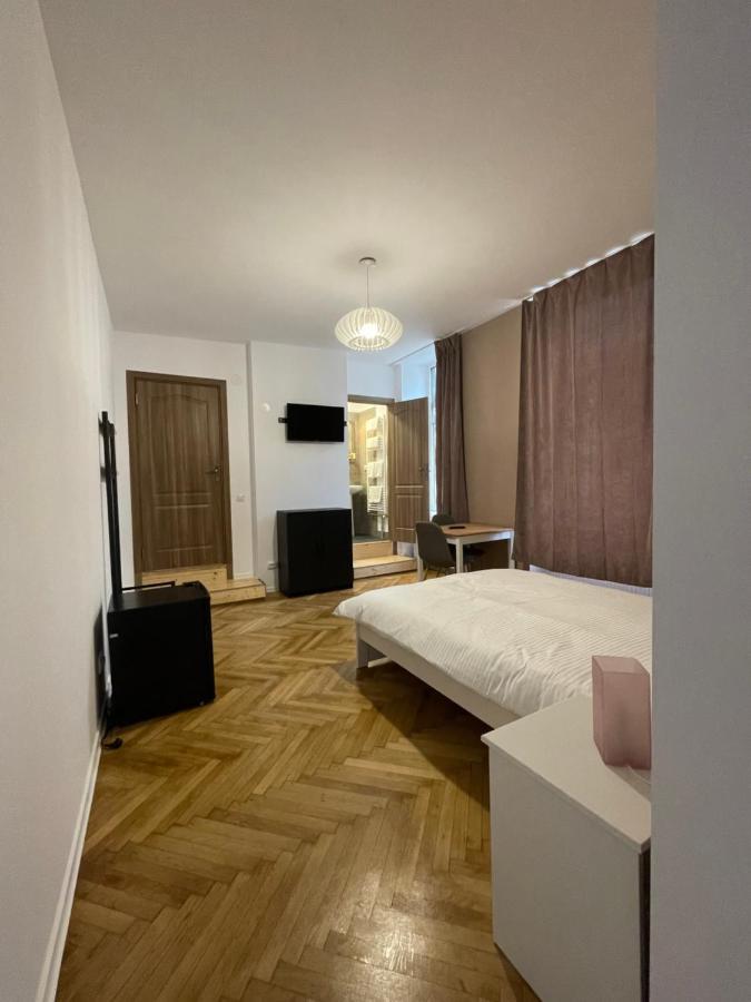 Schei Central Studios In The Heart Of Braşov Buitenkant foto